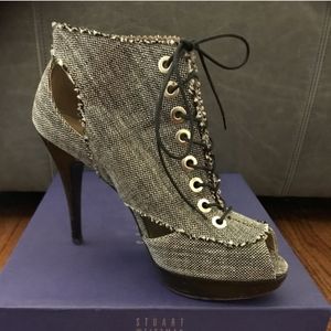 Stuart Weitzman Openshut cut out tweed booties.